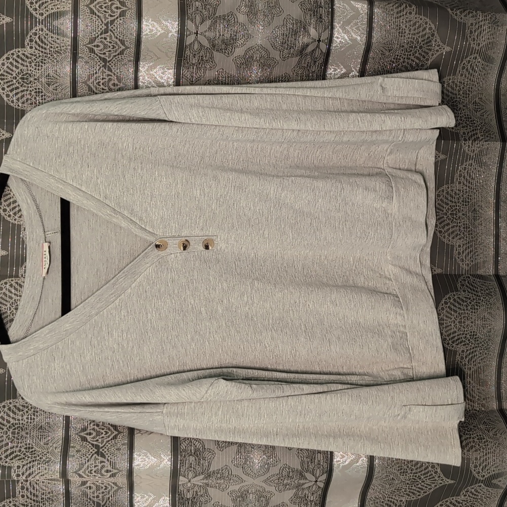 Grey basic top